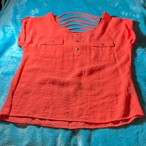 Edge Coral Buttoned Top